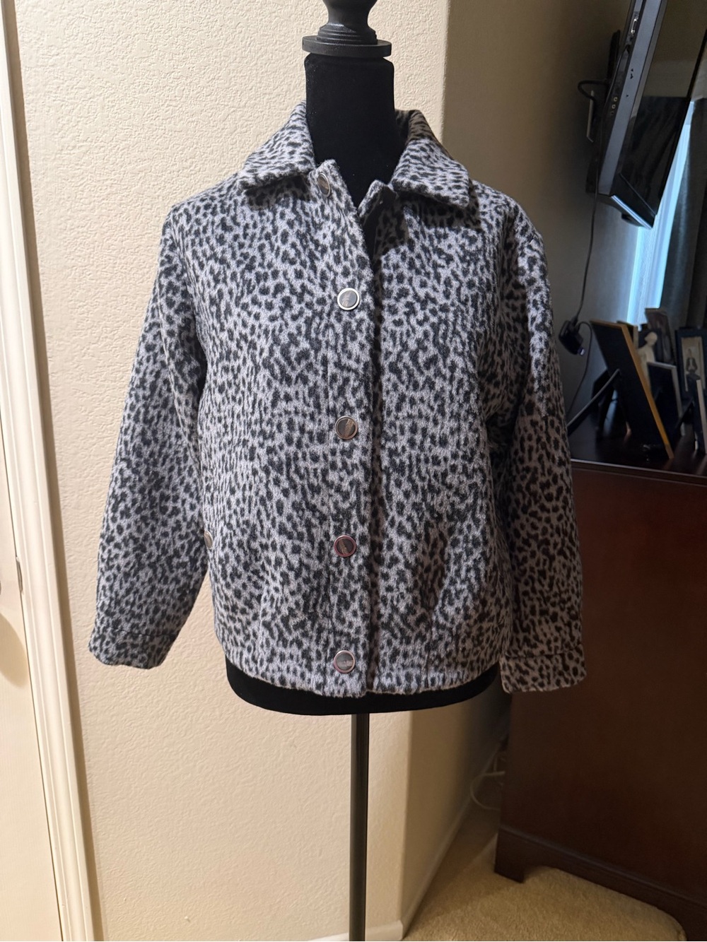 Talbots Girls Gray Leopard Print Button-Front Puffer Jacket